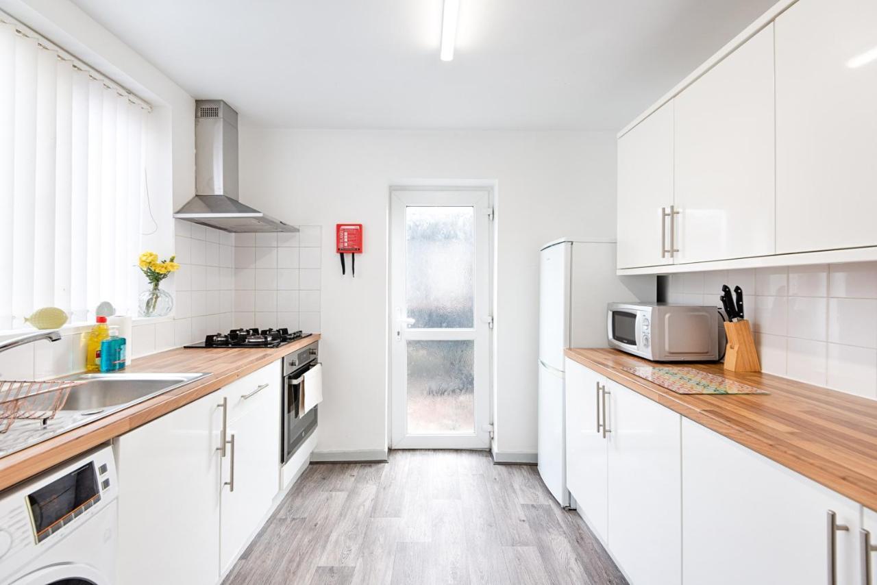 Walk To Swansea Stadium, 3 Rooms, Smart Tv'S מראה חיצוני תמונה